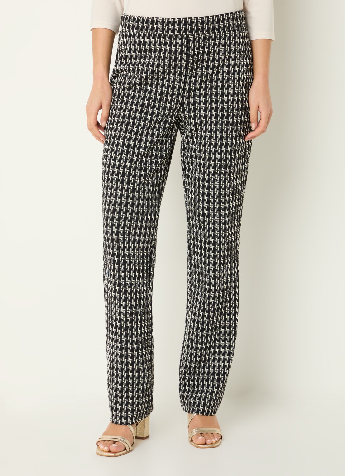 Joseph Ribkoff Low waist tapered fit broek met print - detail 3 zwart