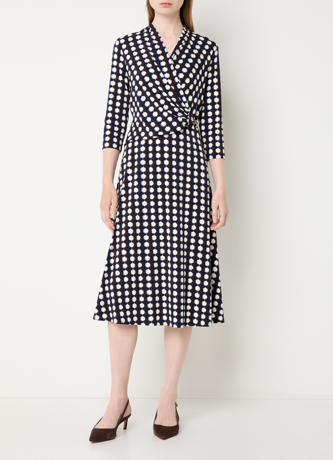 Joseph Ribkoff Midi jurk met print en kettingdetail - detail 4 hazelnootbruin
