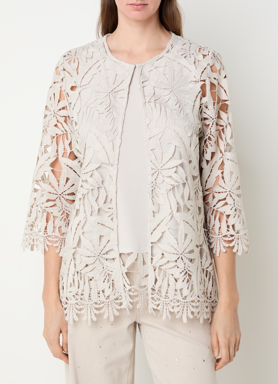 Joseph Ribkoff Semi-transparant jack van kant - detail beige