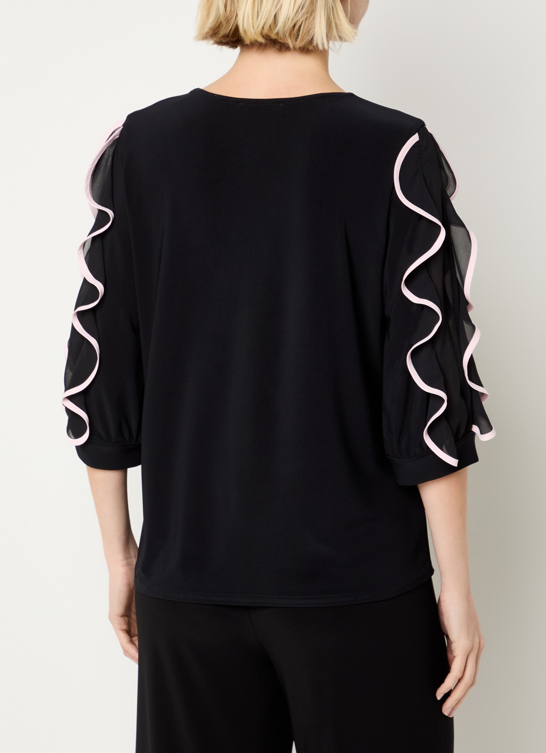 Joseph Ribkoff Top met volant en details van mesh - achterkant 3 zwart