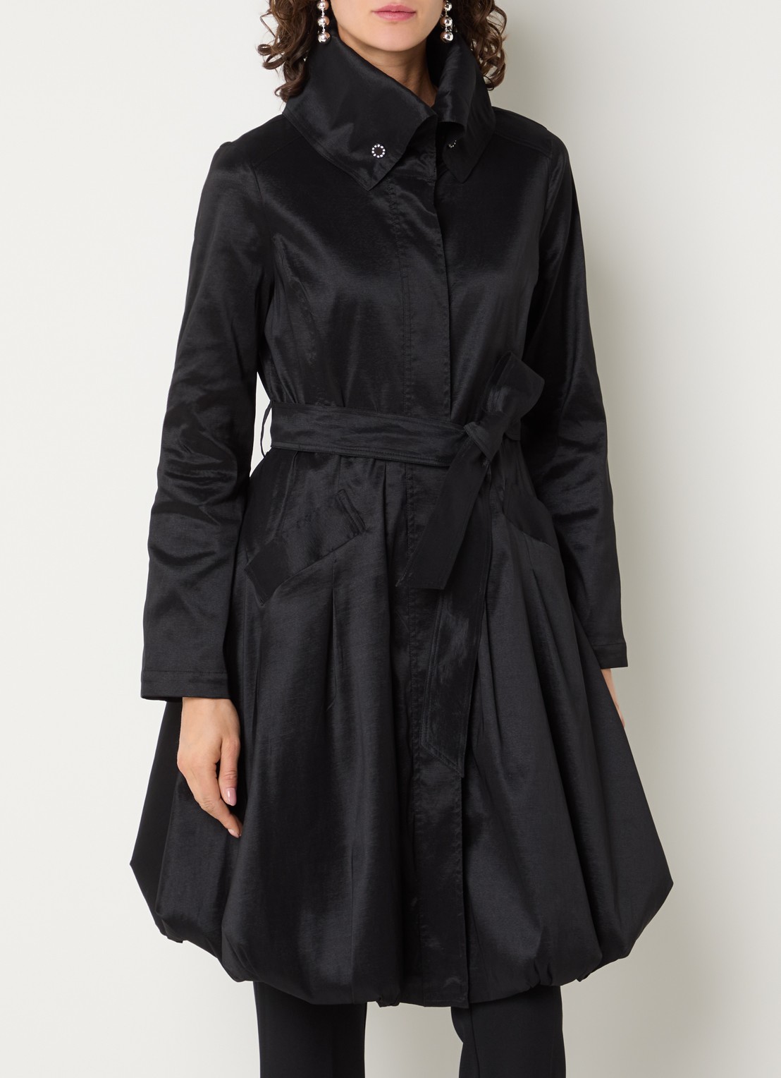 Joseph Ribkoff Trenchcoat met strikceintuur en steekzakken - detail 4 zwart