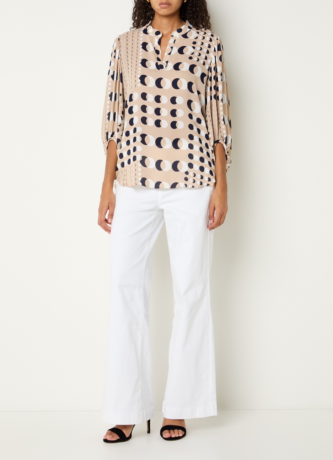 Joseph Ribkoff Tuniek met print en V-hals - voorkant 4 khaki