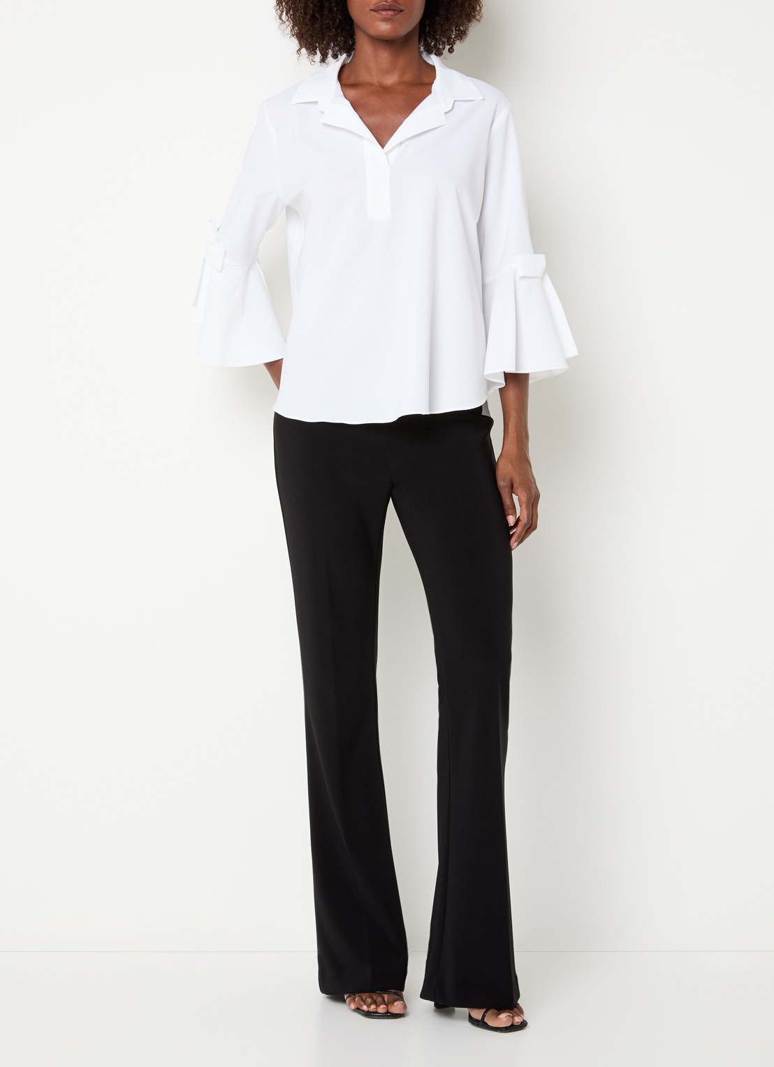Joseph Ribkoff Tuniek met trompetmouw en strikdetail  - voorkant 2 wit