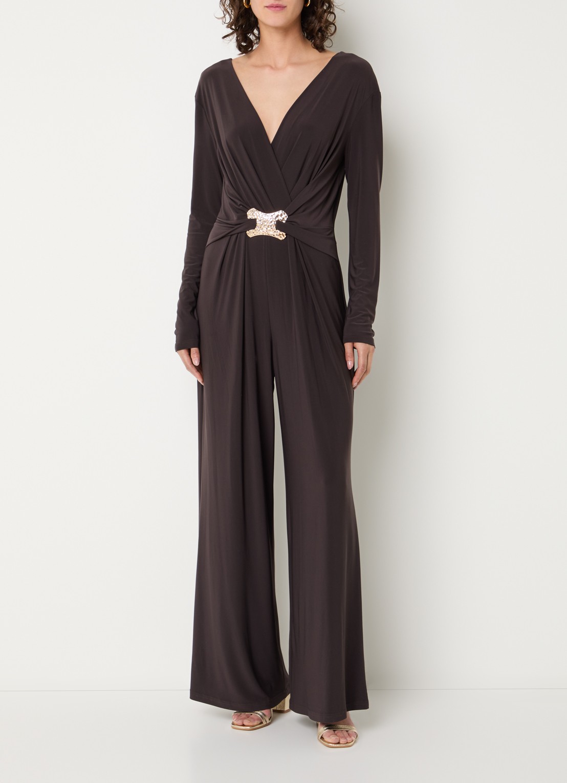 Joseph Ribkoff Wide fit jumpsuit met knoopdetail - detail 3 donkerbruin