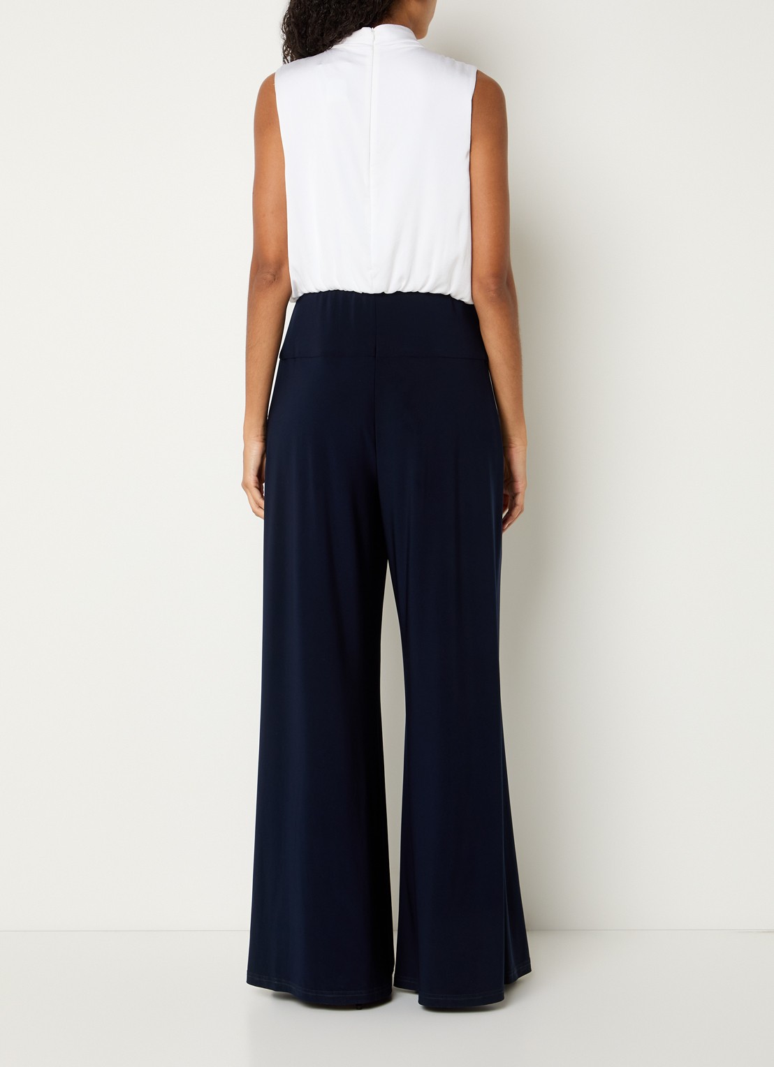 Joseph Ribkoff Wide fit jumpsuit met sjaalkraag - achterkant 3 wit