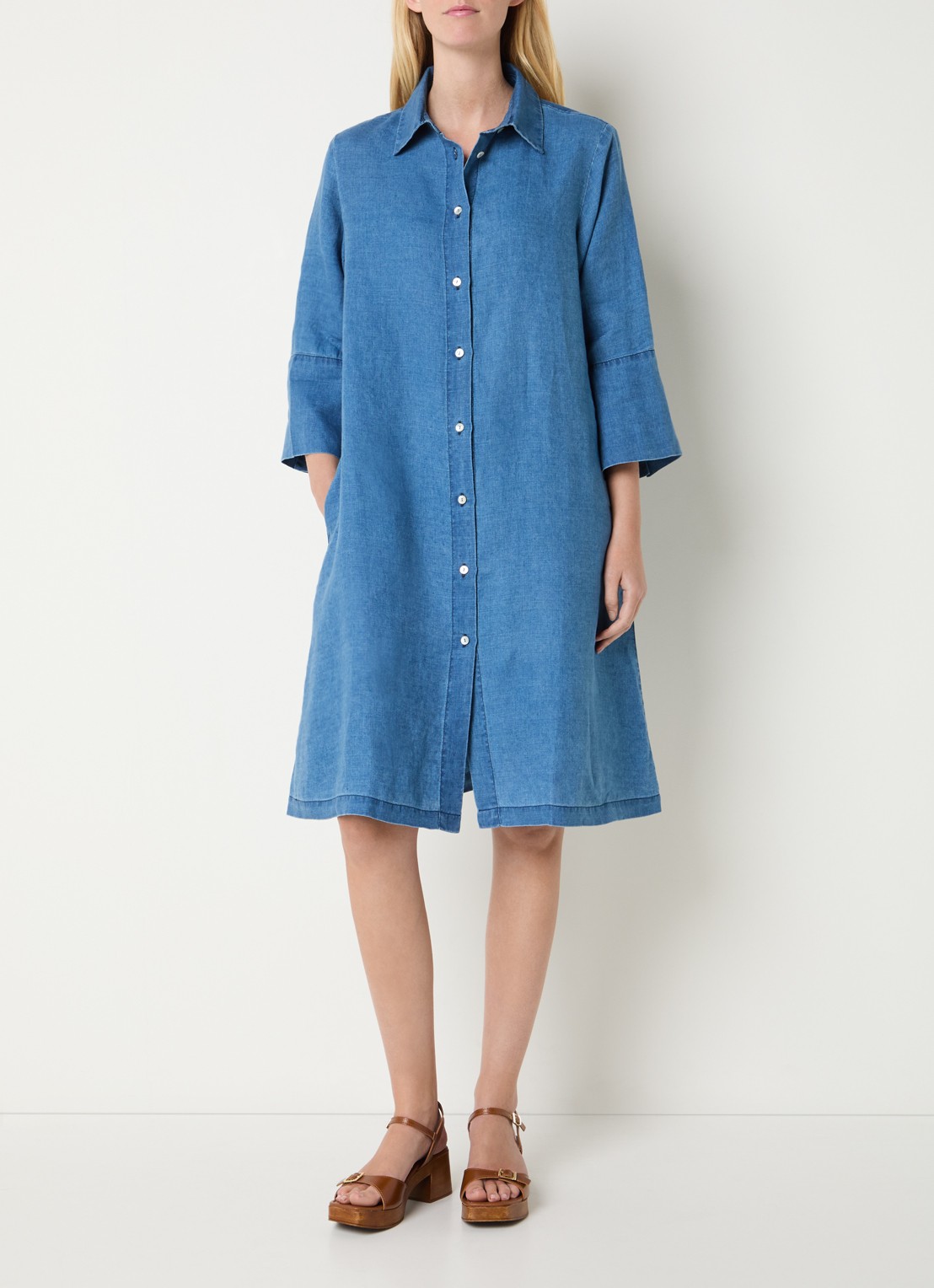 Josephine & Co Bailyn midi A-lijn blousejurk van chambray - detail indigo