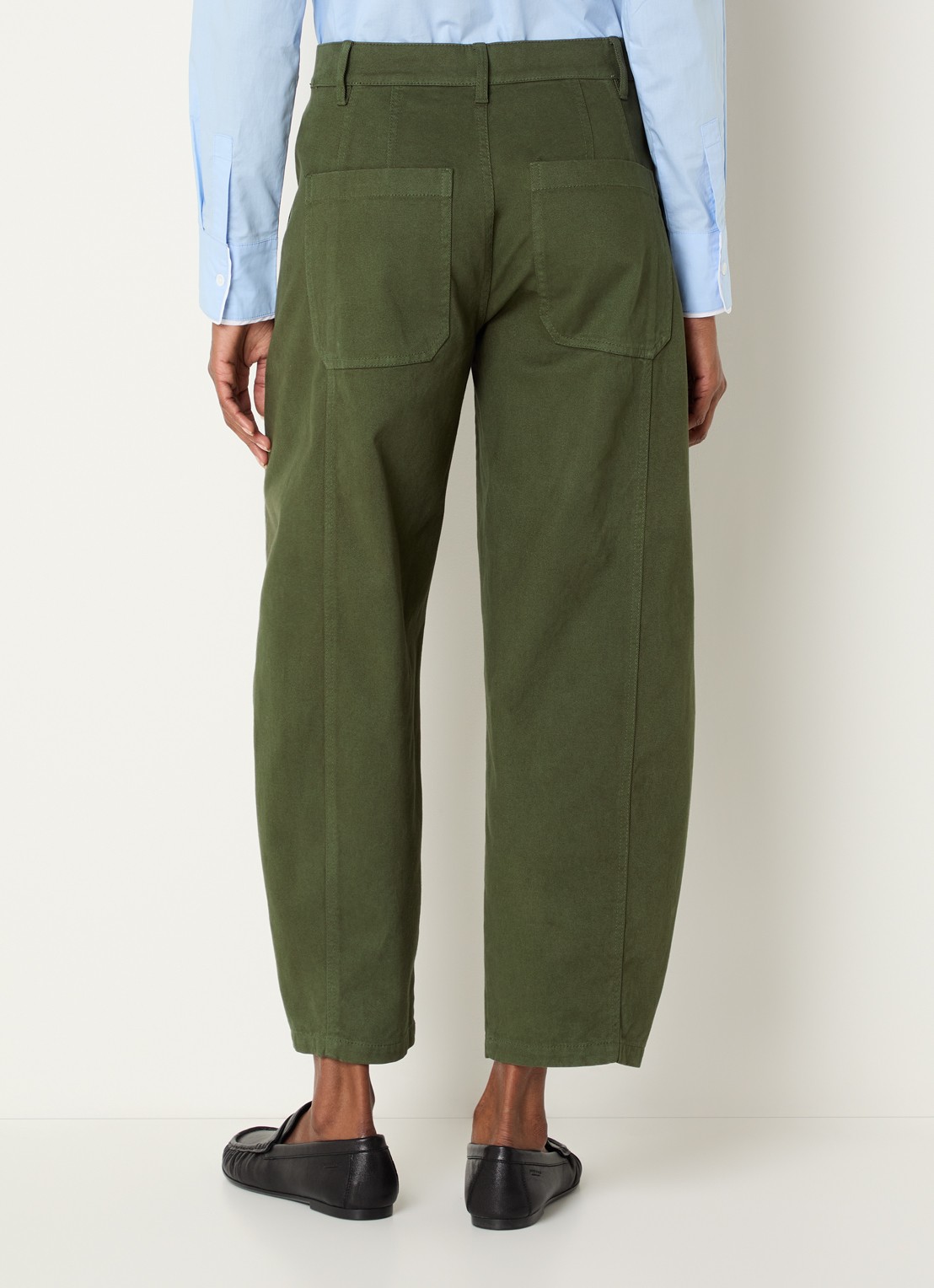 Josephine & Co Basile high waist balloon fit broek met steekzakken - achterkant 2 legergroen