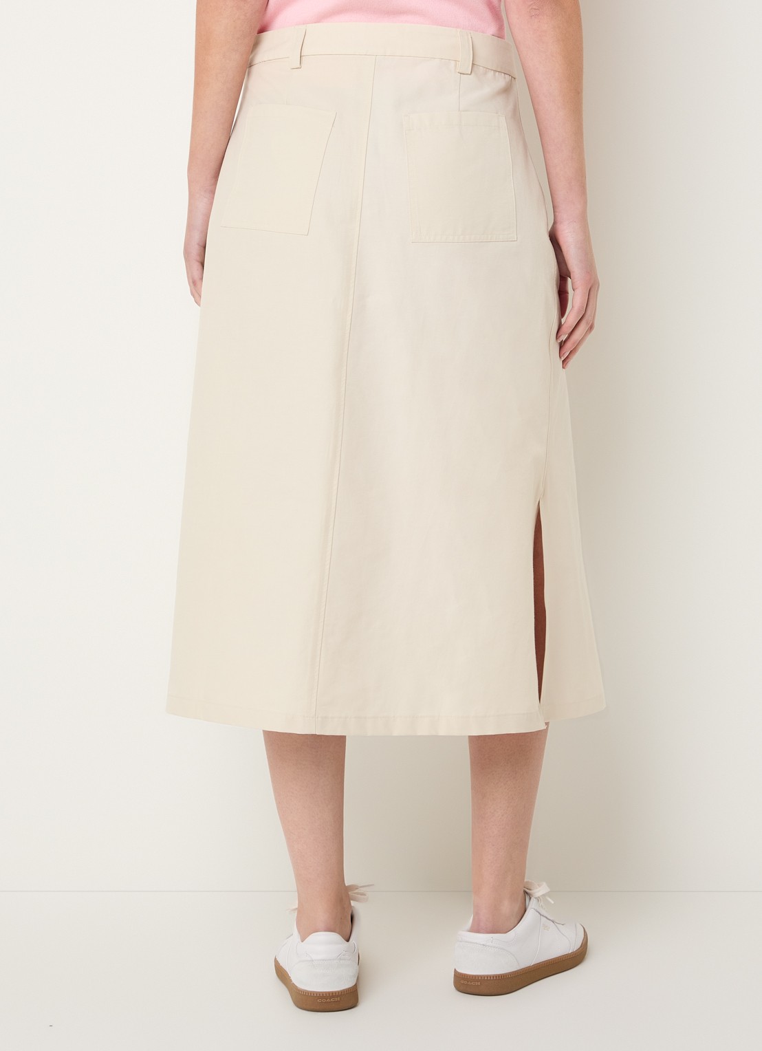 Josephine & Co Belle midi rok met plooidetail en split - achterkant 2 beige