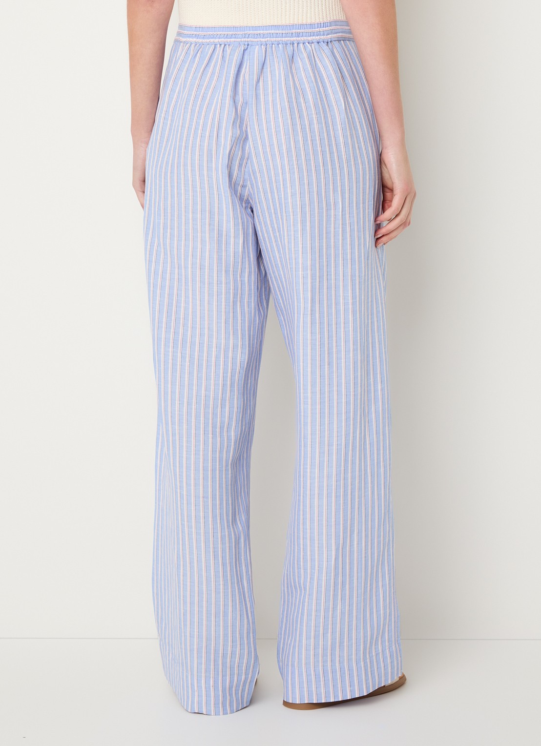 Josephine & Co Benson high waist loose fit broek met streepprint - achterkant 3 lichtblauw