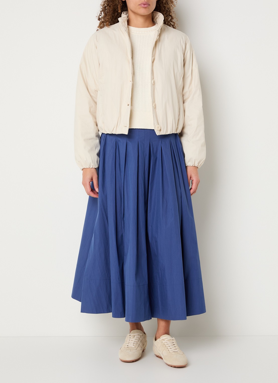 Josephine & Co Bente gewatteerd cropped jack met steekzakken - voorkant 3 beige