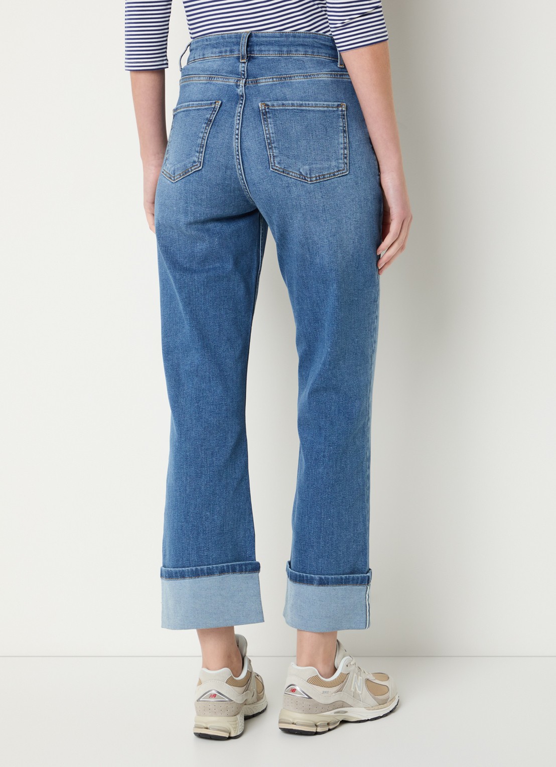 Josephine & Co Benthe high waist cropped flared jeans met medium wassing - achterkant 3 indigo