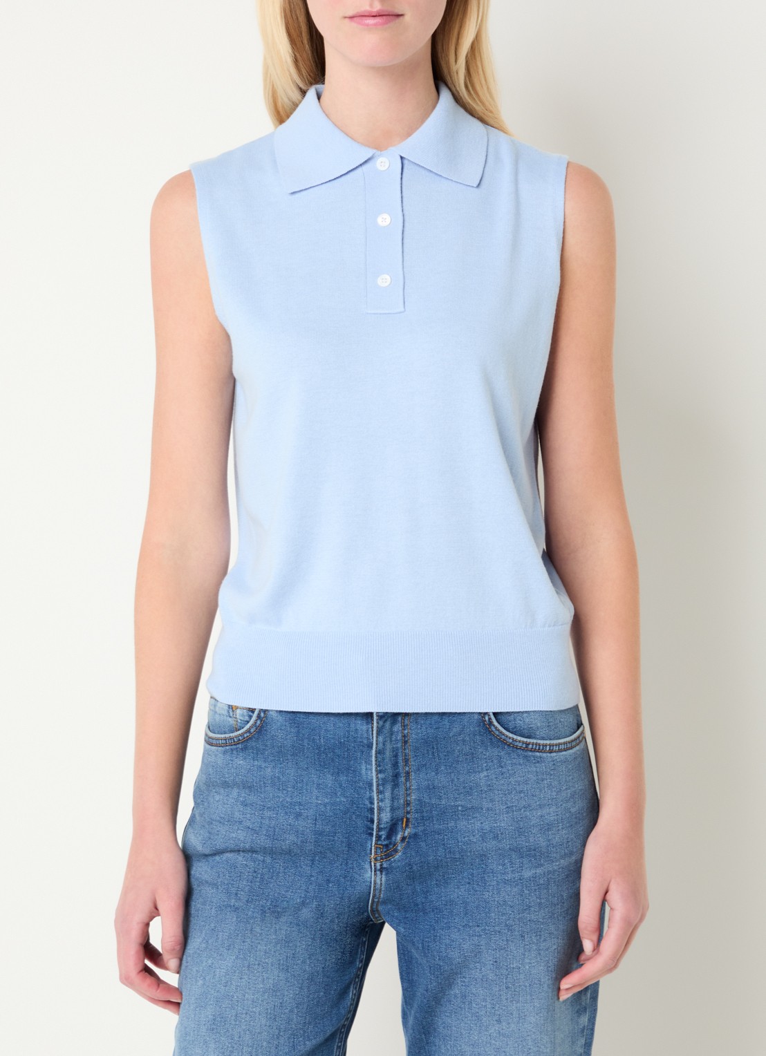 Josephine & Co Birol fijngebreide top in wolblend - detail 4 lichtblauw