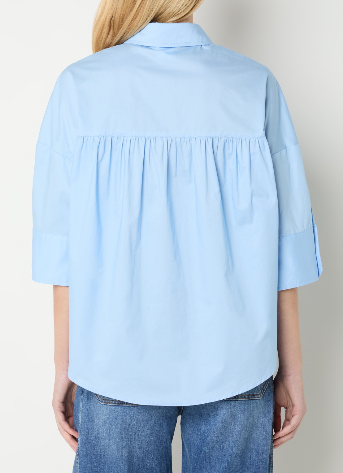 Josephine & Co Blayne blouse met borstzak - achterkant lichtblauw