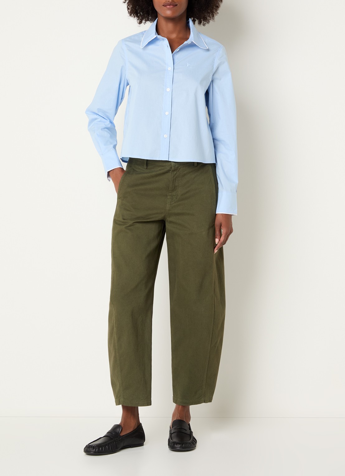 Josephine & Co Blouse met logoborduring - voorkant 2 lichtblauw