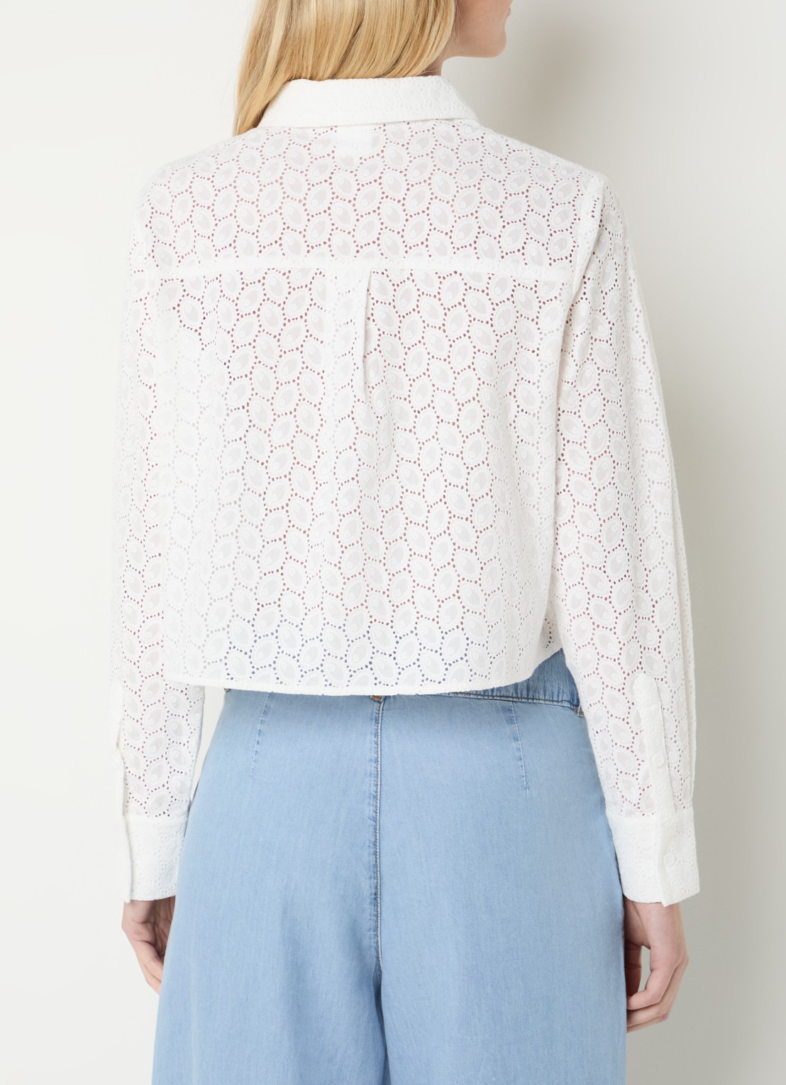Josephine & Co Boaz cropped blouse met broderie - achterkant wit