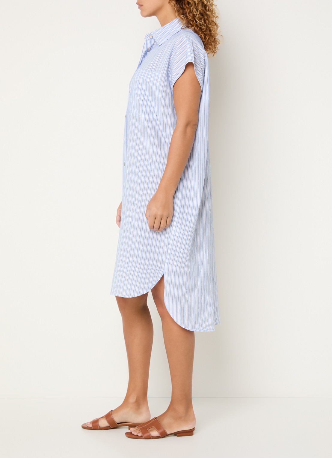 Josephine & Co Bree midi blousejurk met streepprint - voorkant 2 lichtblauw