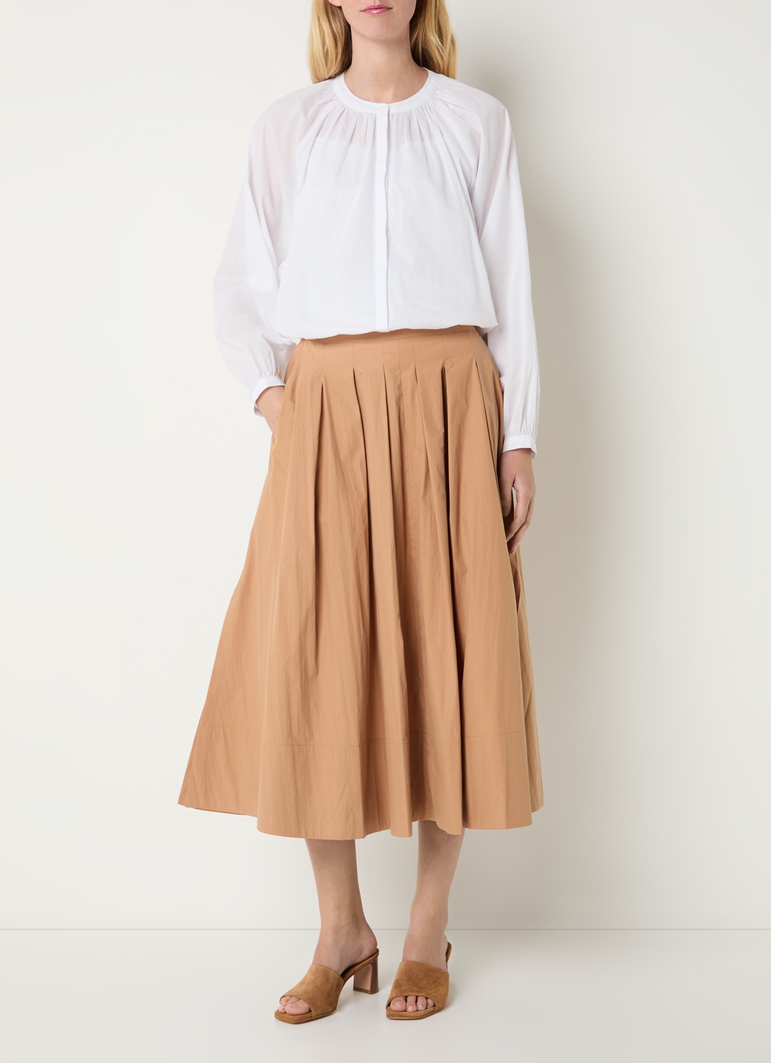 Josephine & Co Brooklynn blouse met stolpplooi en ballonmouw - voorkant 2 wit