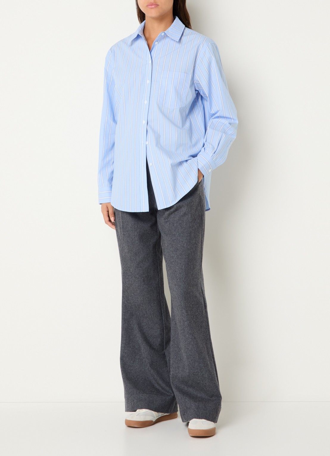 Josephine & Co Cass longline blouse met streepprint - voorkant 4 lichtblauw