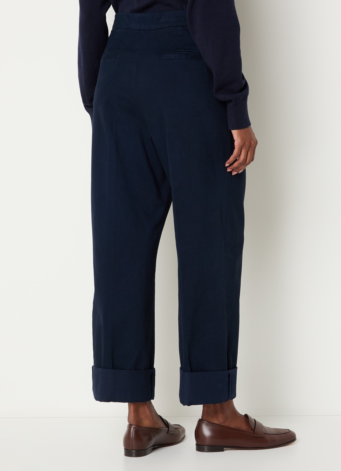 Josephine & Co Courtney high waist cropped loose fit chino met steekzakken - achterkant 2 donkerblauw
