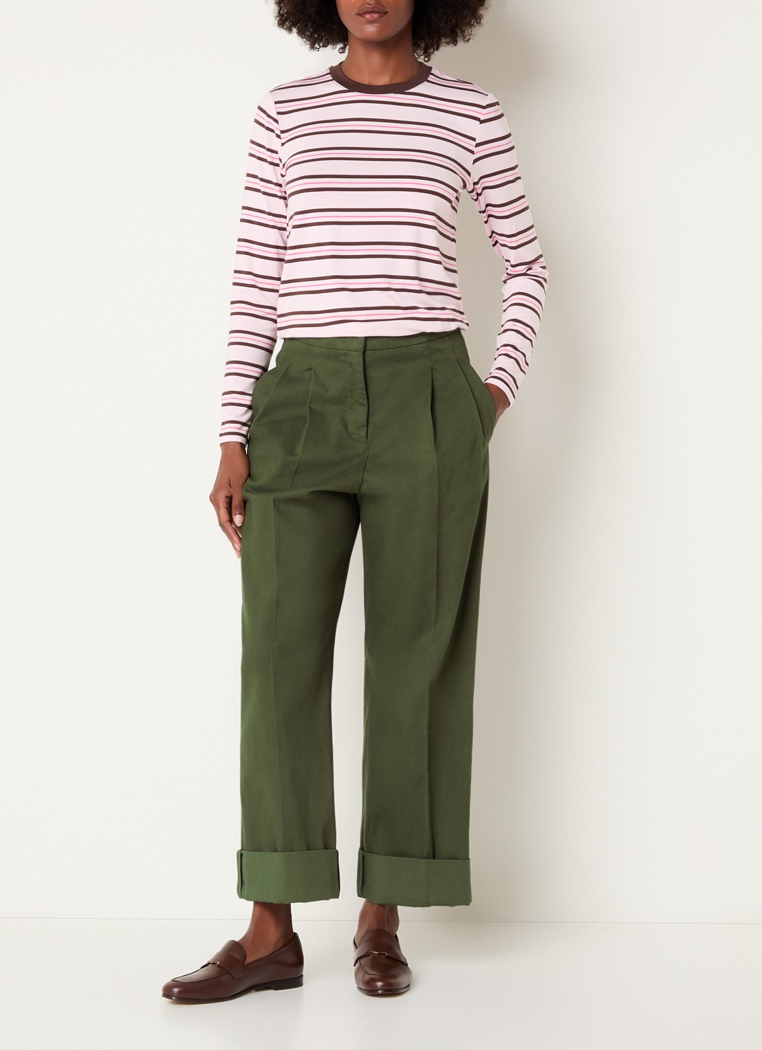 Josephine & Co Courtney high waist cropped loose fit chino met steekzakken - voorkant 3 mosgroen
