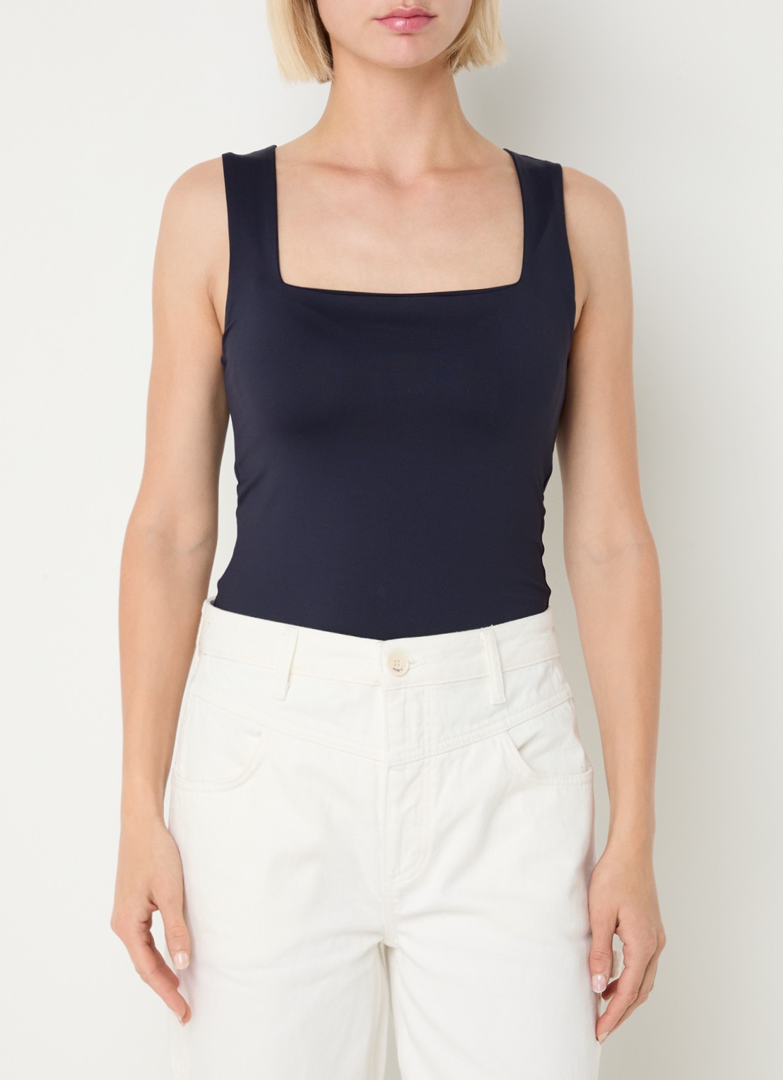 JOSH V Linde tanktop met rechthoekige hals - detail 4 donkerblauw