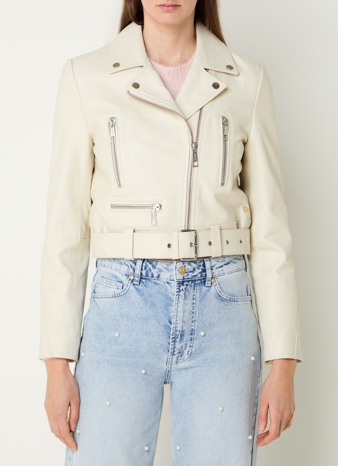 JOSH V Lua cropped bikerjack met ceintuur en ritszakken - detail 4 ivoor