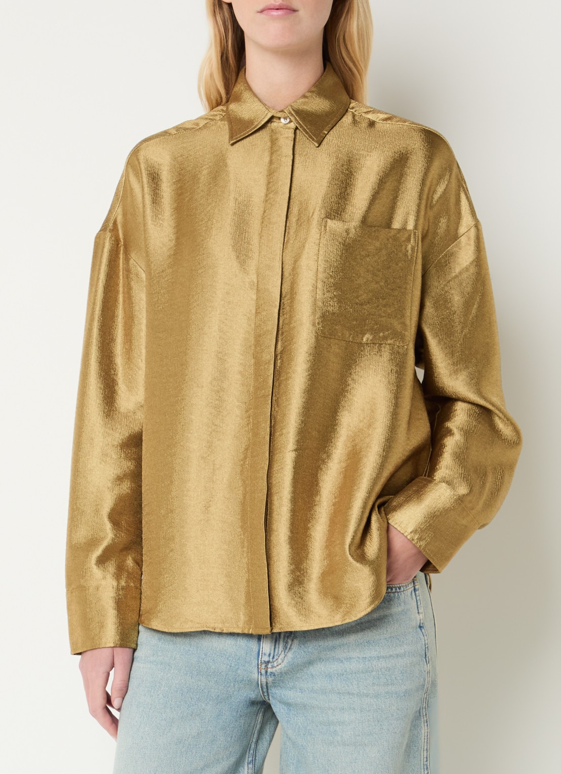 JOSH V Lucilla blouse met borstzak en metallic finish - detail 2 goud