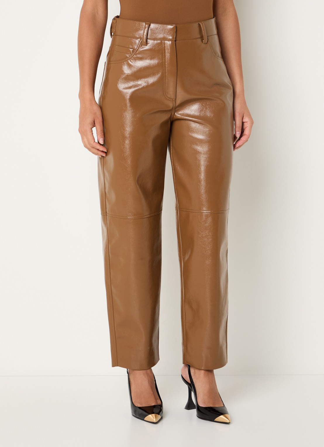 JOSH V Rae high waist tapered fit broek van imitatieleer met glanzende finish - detail 3 cognac
