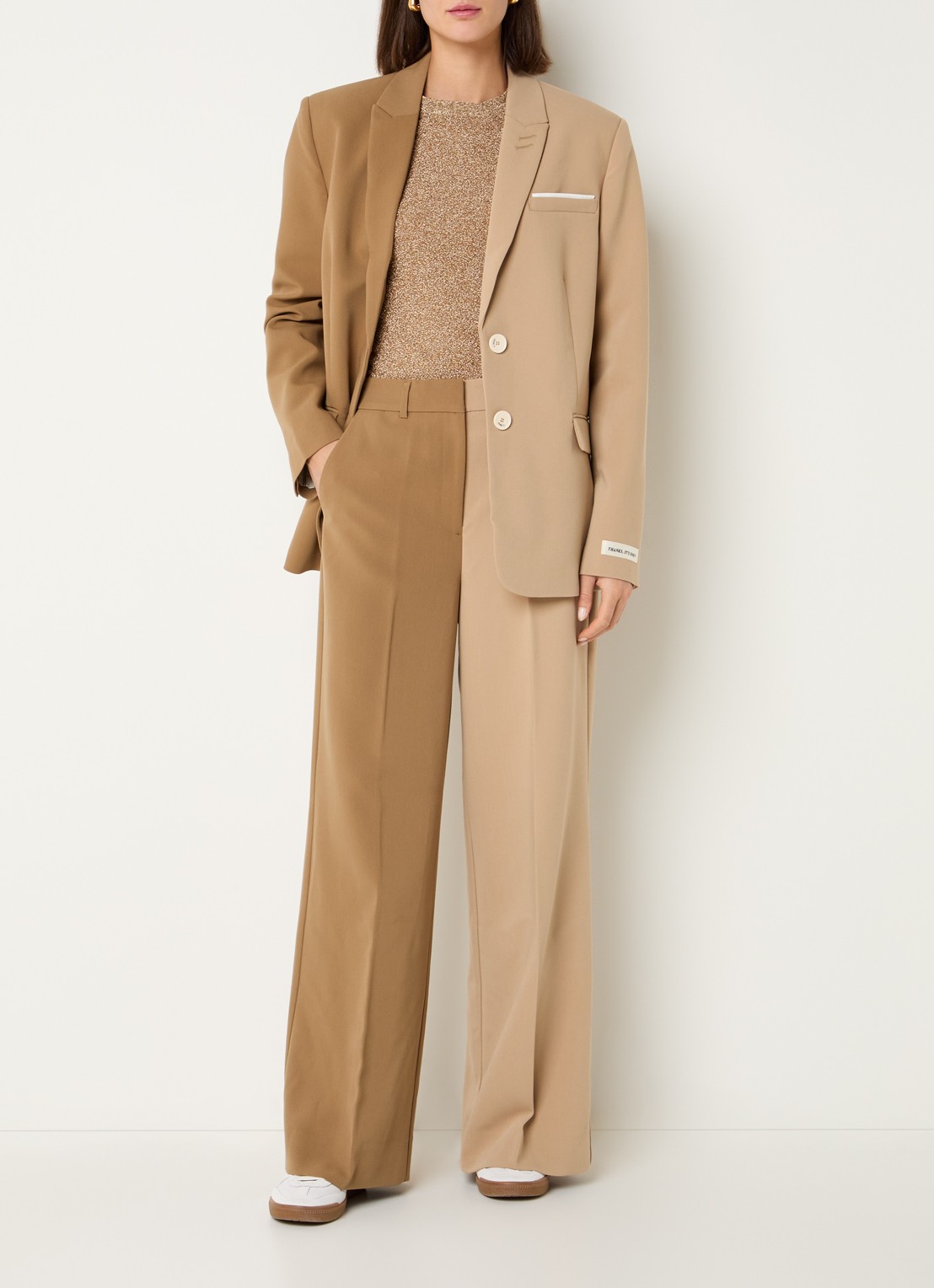 JOSH V Suus Hoodie blazer met uitneembare voering en schoudervulling - voorkant 2 camel