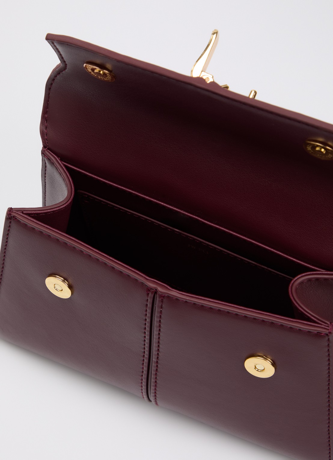 JW PEI Elise handtas met afneembare schouderriem - detail bordeauxrood