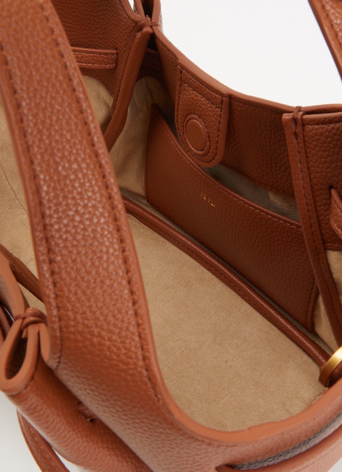 JW PEI Mabel Soft Bow handtas met afneembare schouderriem - detail 2 cognac