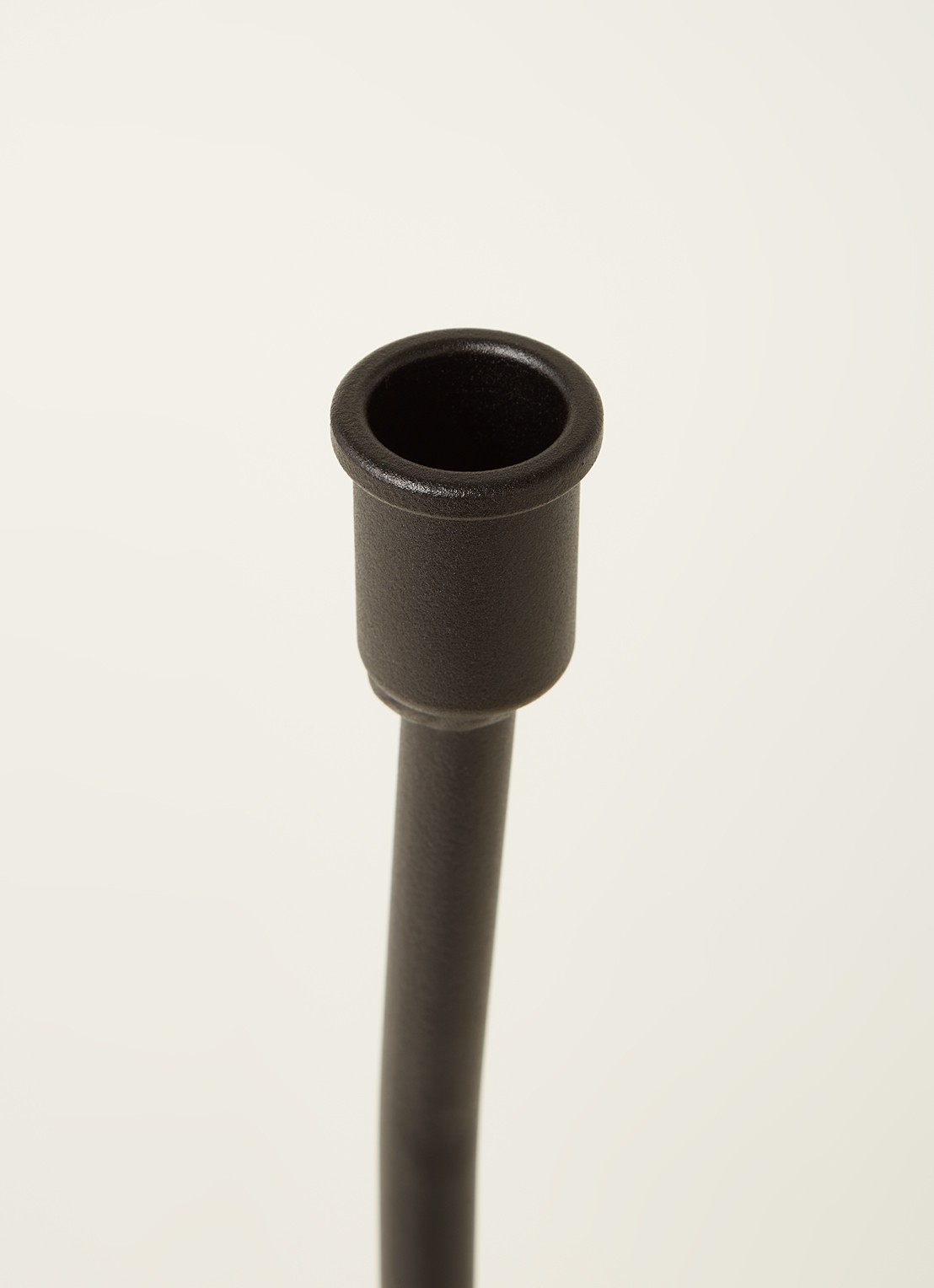 K'willeminhuis De Kandelaar M 50 cm - detail 3 zwart