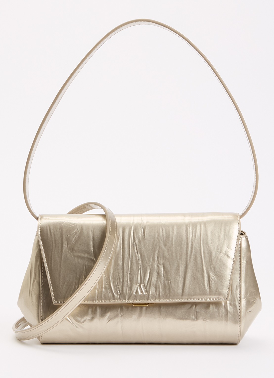 KAAI Ikon clutch van kalfsleer met lakfinish en verstelbare schouderriem - voorkant 2 goud