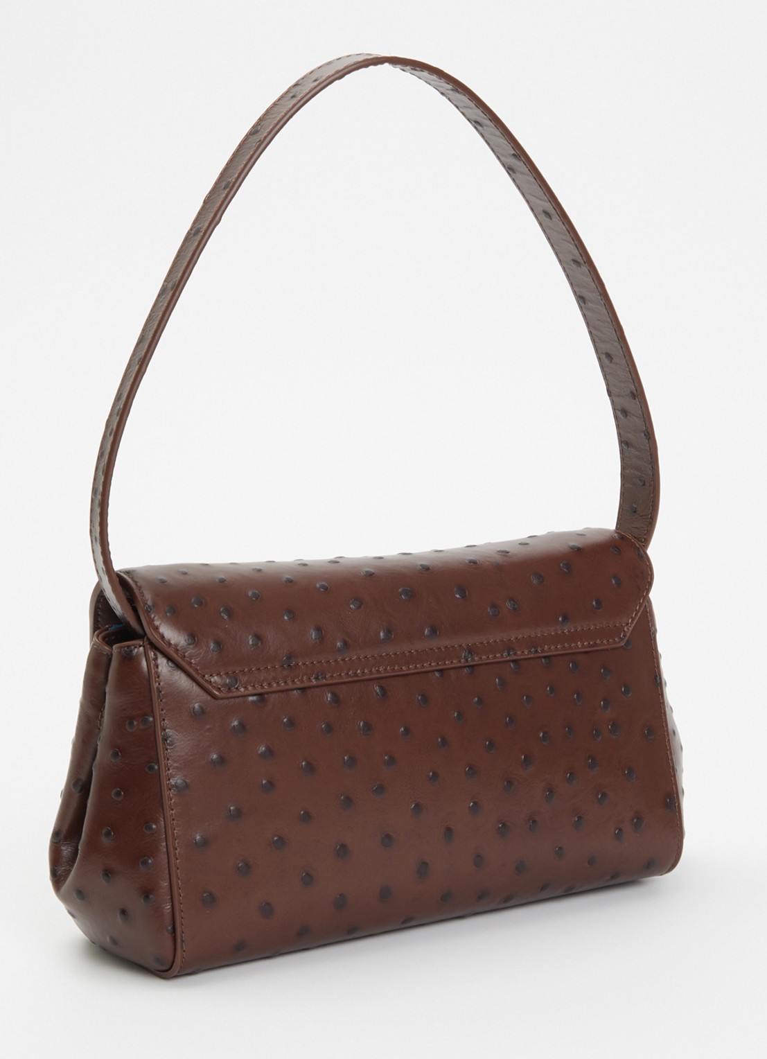 KAAI Ikon clutch van kalfsleer met textuur en afneembare schouderriem - achterkant 2 hazelnootbruin