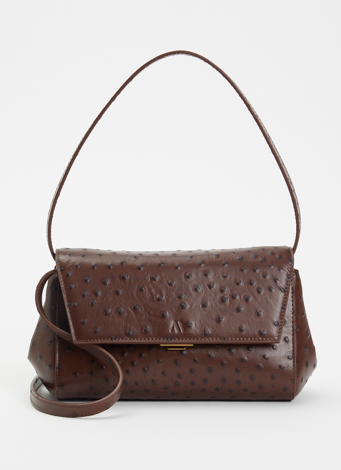 KAAI Ikon clutch van kalfsleer met textuur en afneembare schouderriem - voorkant hazelnootbruin