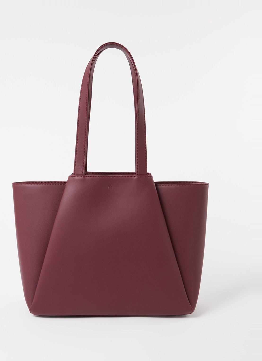 KAAI Midi Pyramid schoudertas van leer met 13.5 inch laptopvak - voorkant 4 bordeauxrood