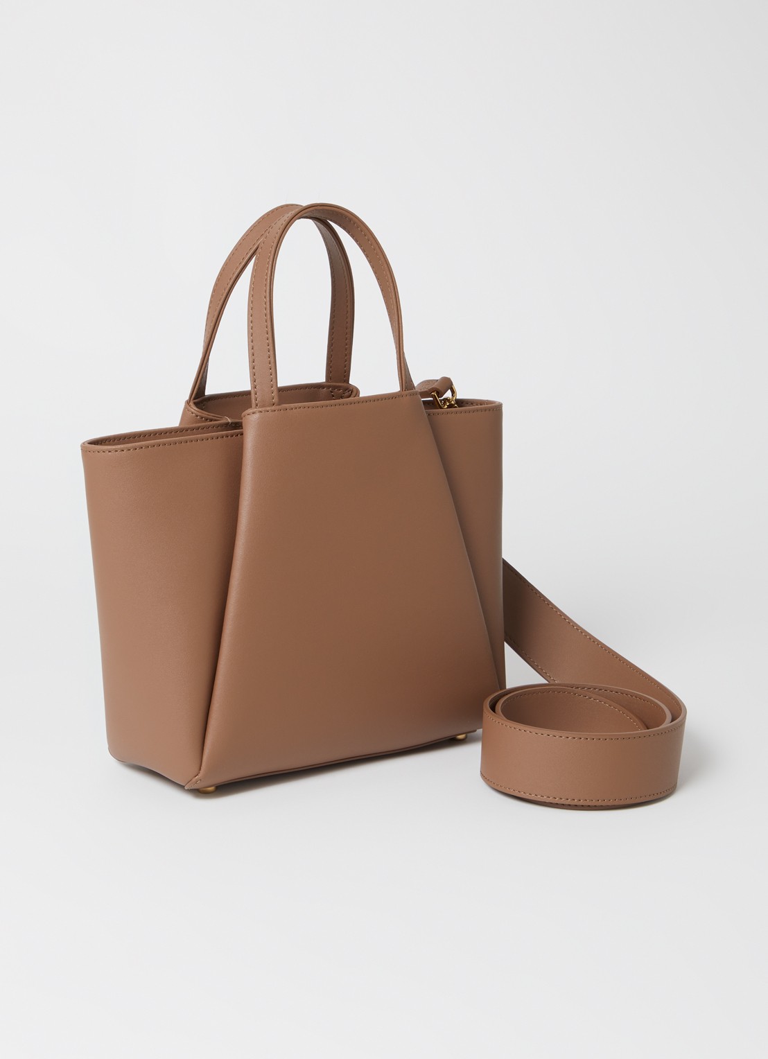 KAAI Mini Pyramid handtas van leer - achterkant 4 taupe