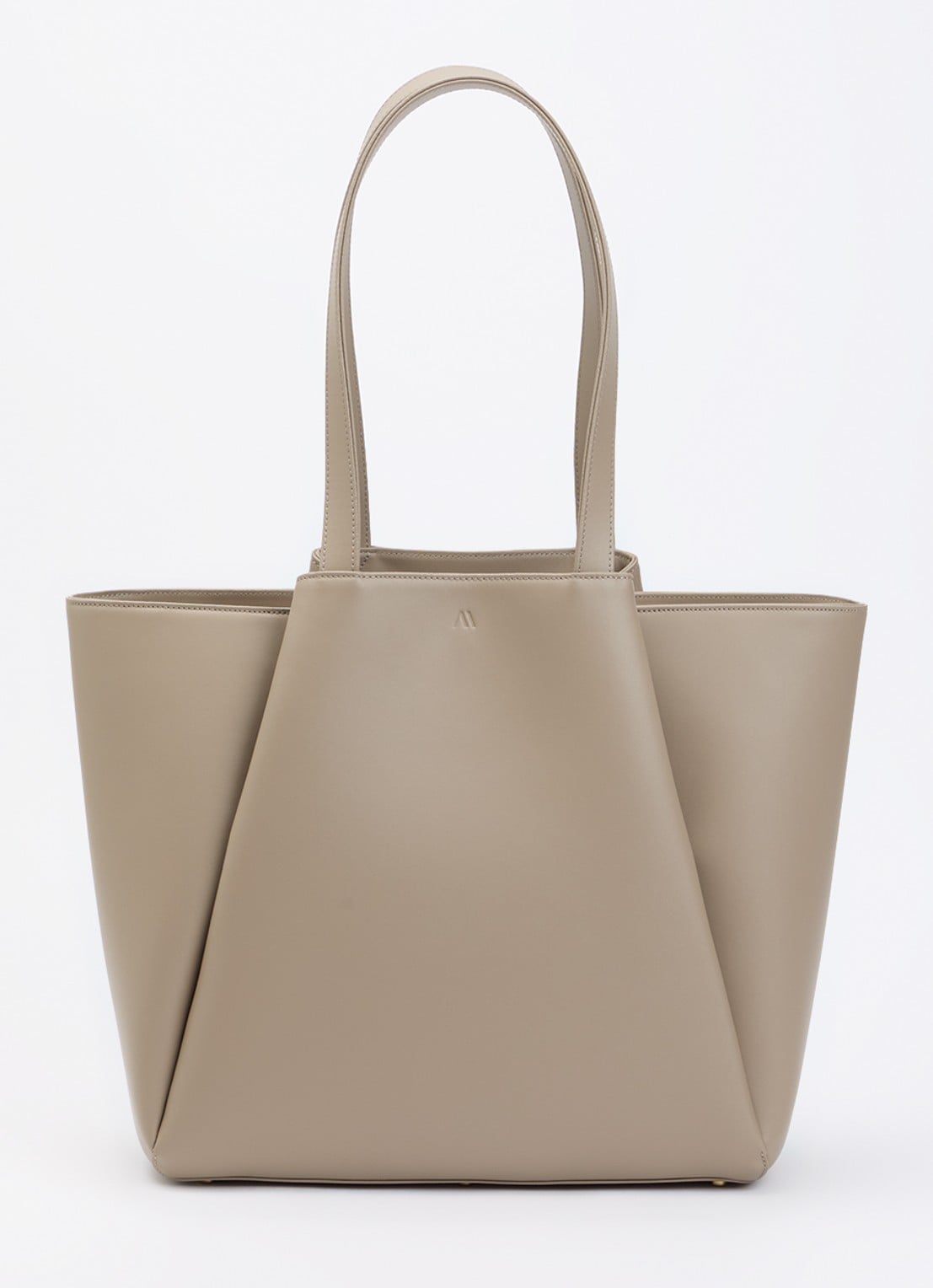 KAAI Pyramid schoudertas van leer met 15 inch laptopvak - voorkant 4 taupe