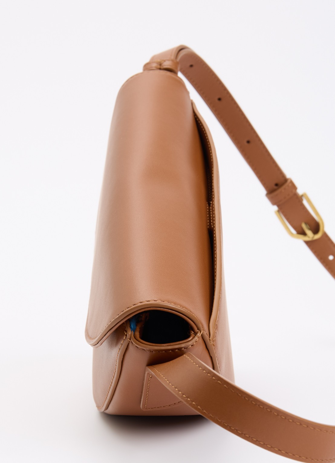 KAAI Rebel crossbodytas van leer - detail 3 cognac