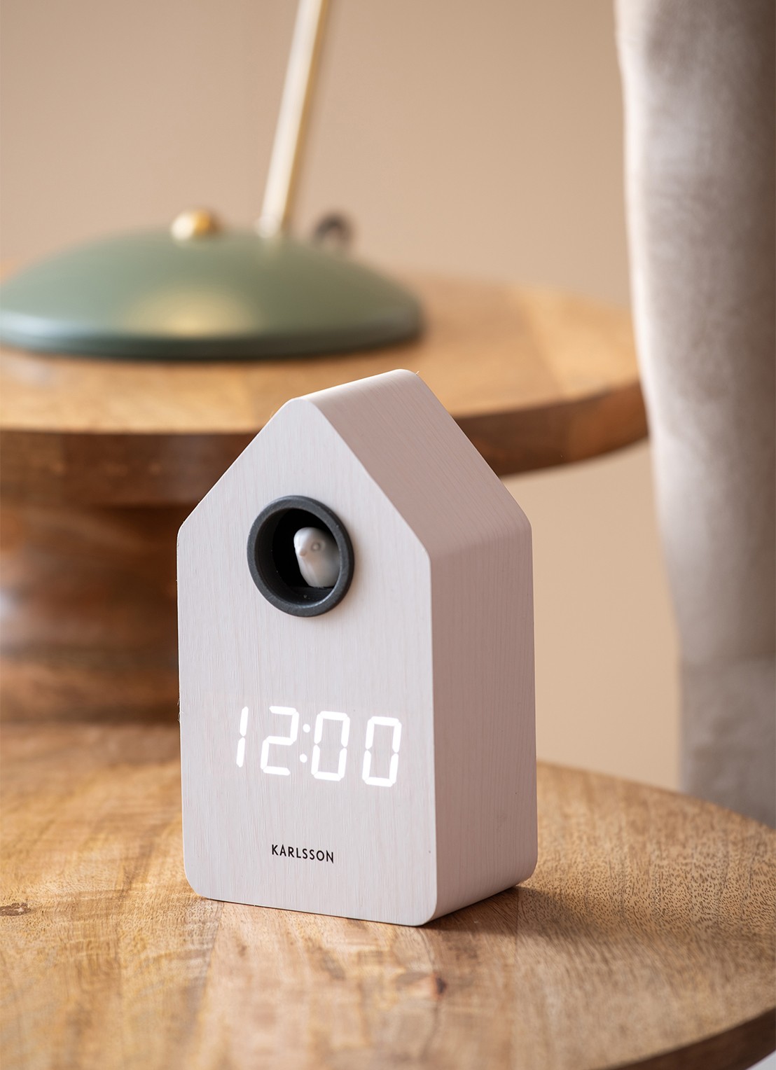 Karlsson Cuckoo LED wekker - voorkant 3 wit