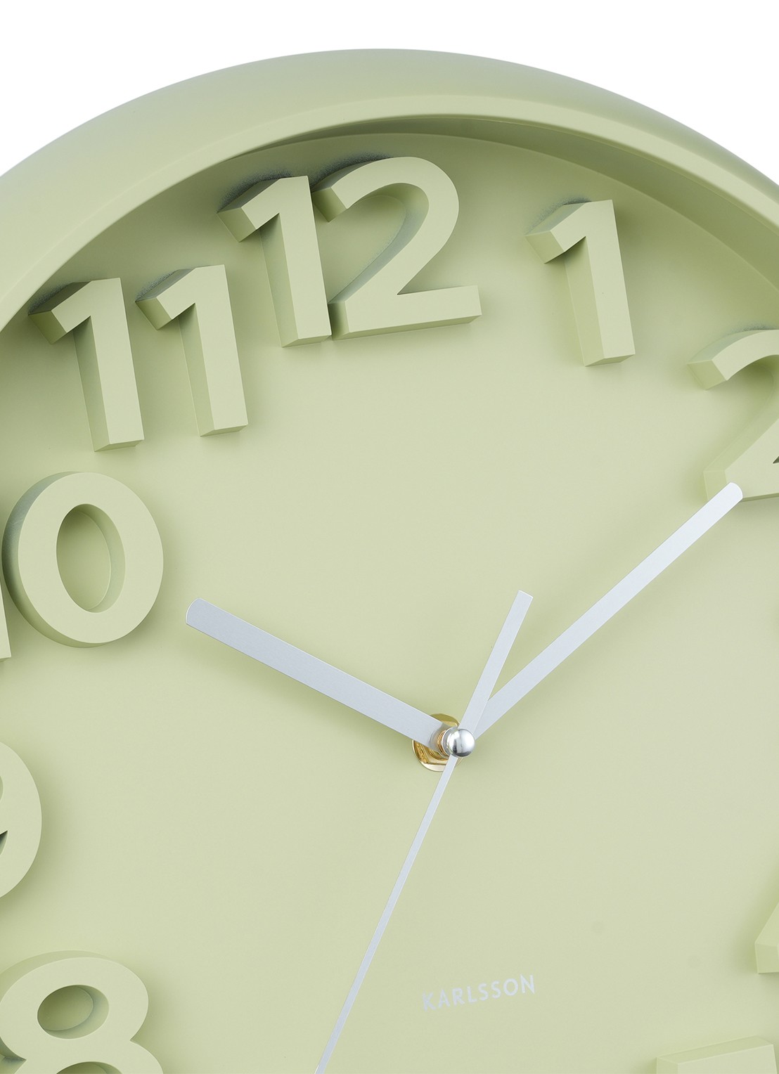 Karlsson Elevated Classic Numbers wandklok  - detail 2 groen