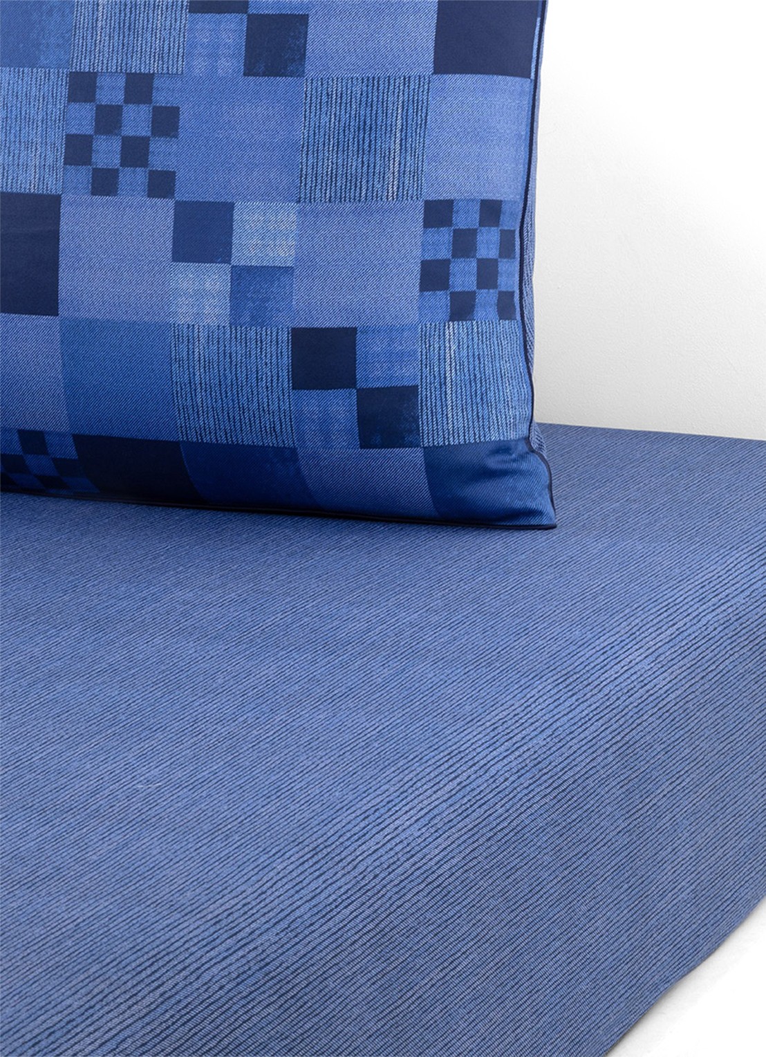 KENZO K Indigo hoeslaken 120TC, hoekhoogte 35 cm - voorkant blauw