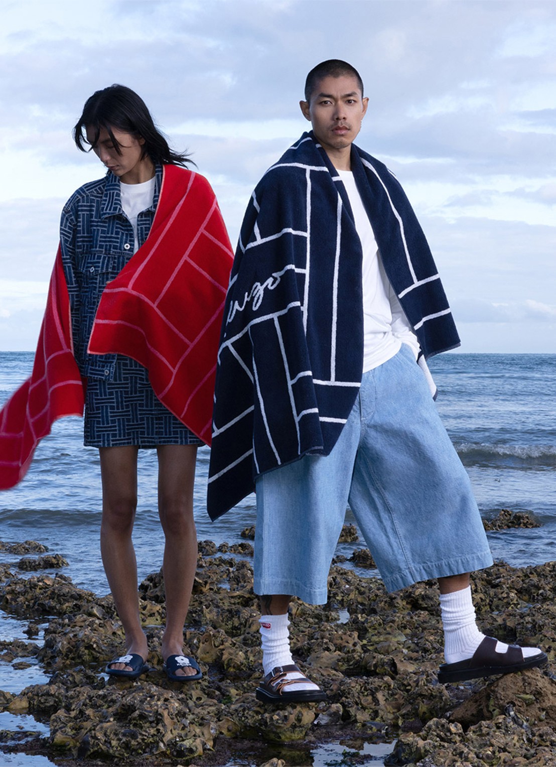 KENZO K Tatami strandlaken 90 x 170 cm - detail donkerblauw