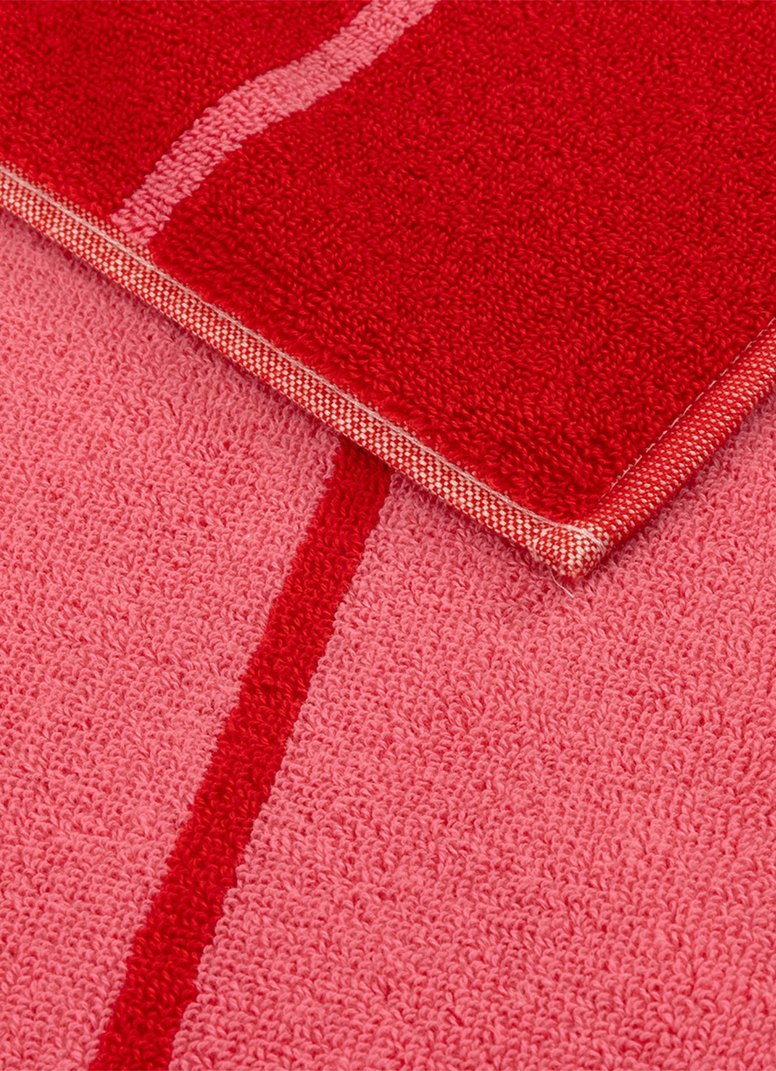 KENZO K Tatami strandlaken 90 x 170 cm - achterkant rood