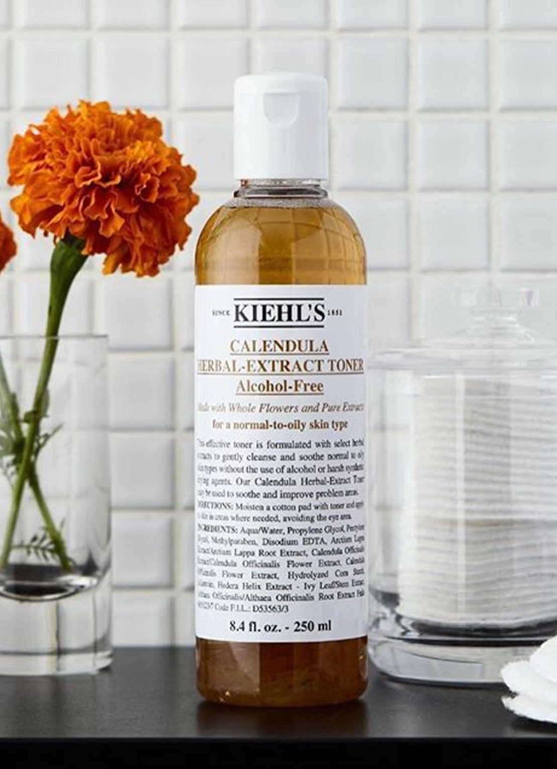 Kiehl's Calendula Herbal Extract Alcohol-Free Toner - detail 3 undefined