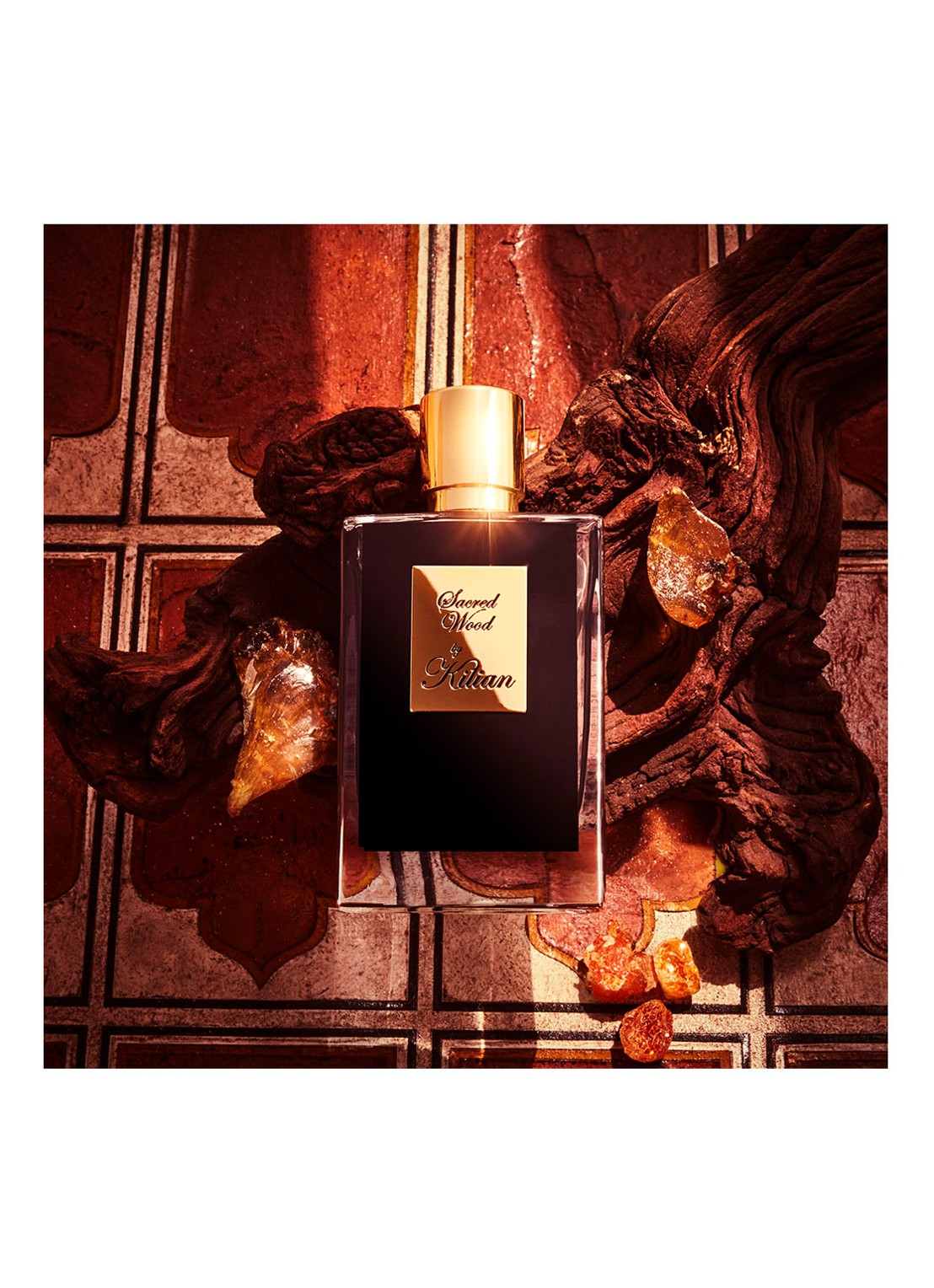 Kilian Paris Sacred Wood Refillable Eau de Parfum - detail 2 metallic