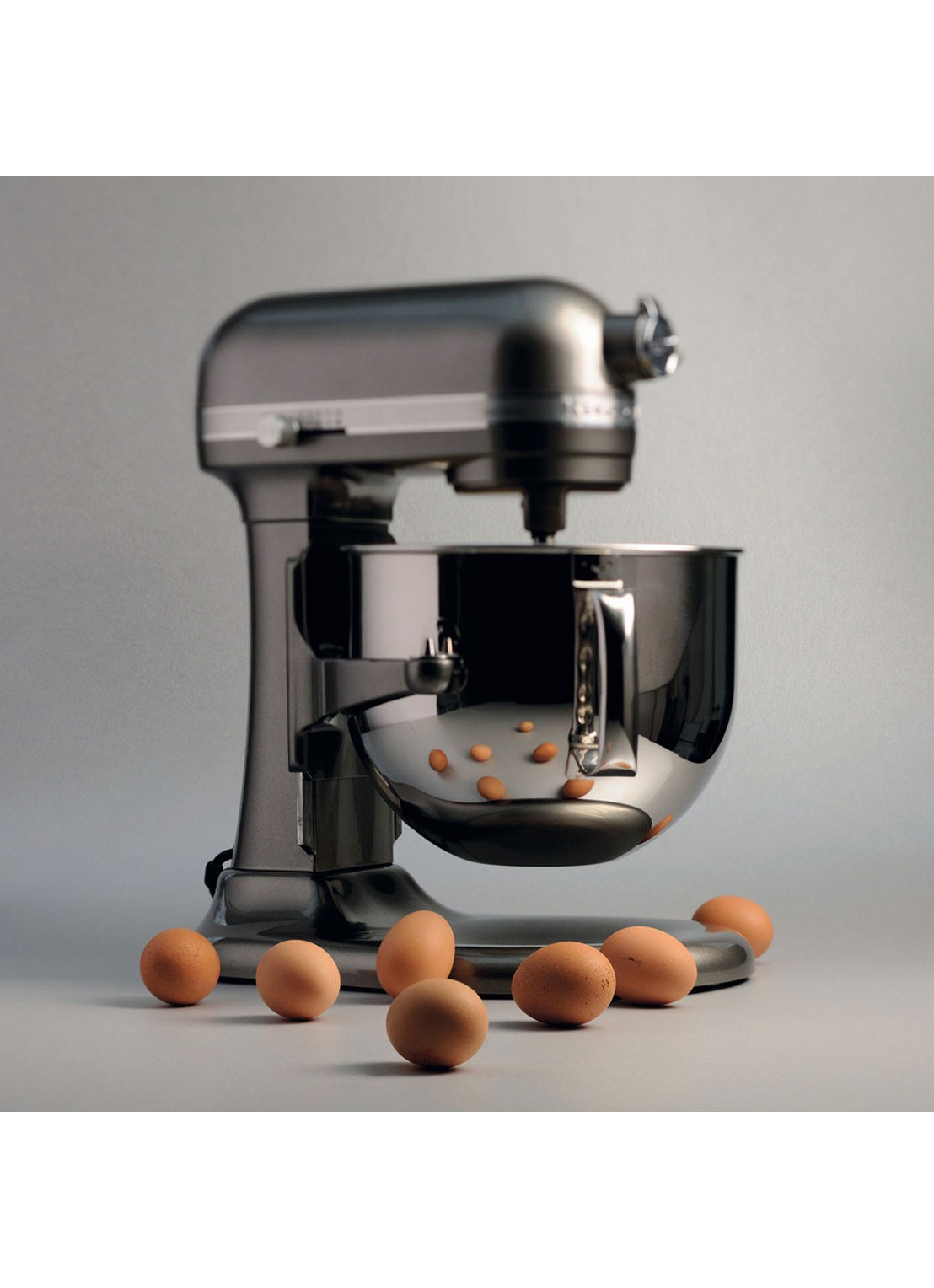 KitchenAid Artisan keukenmachine 6,9 liter 5KSM7580XEMS - Tingrijs - voorkant 4 donkergrijs