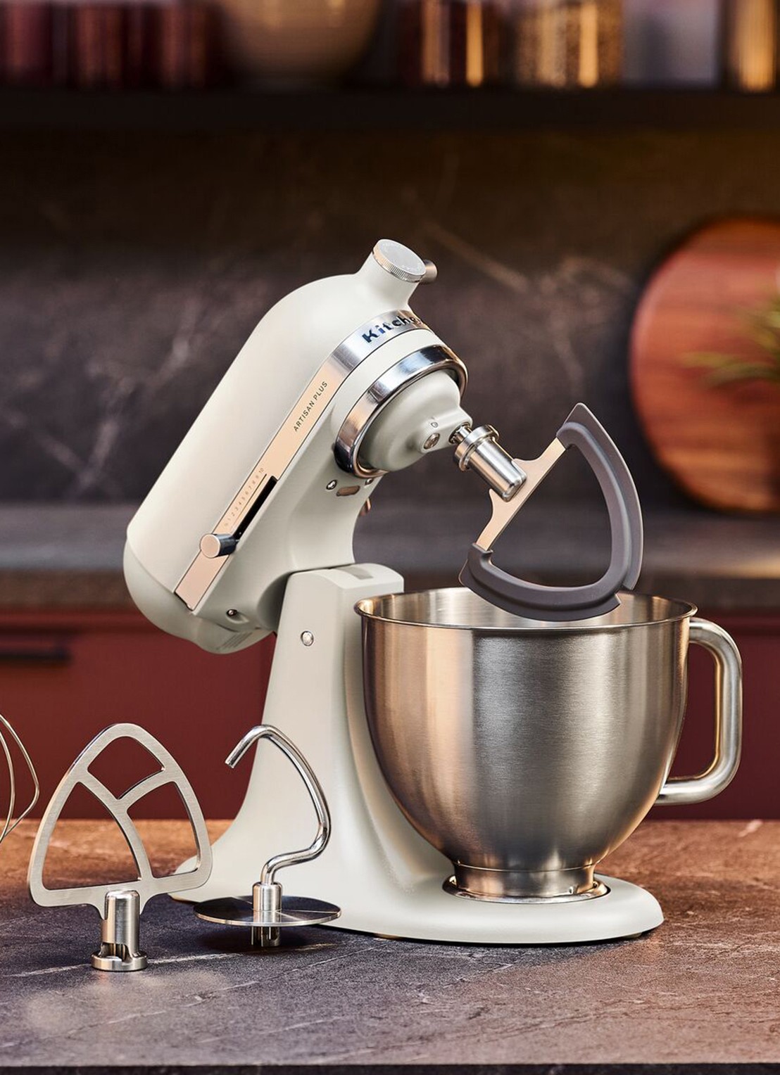 KitchenAid Artisan Plus keukenmachine met kantelbare kop 4,7 liter - detail 2 porcelain white