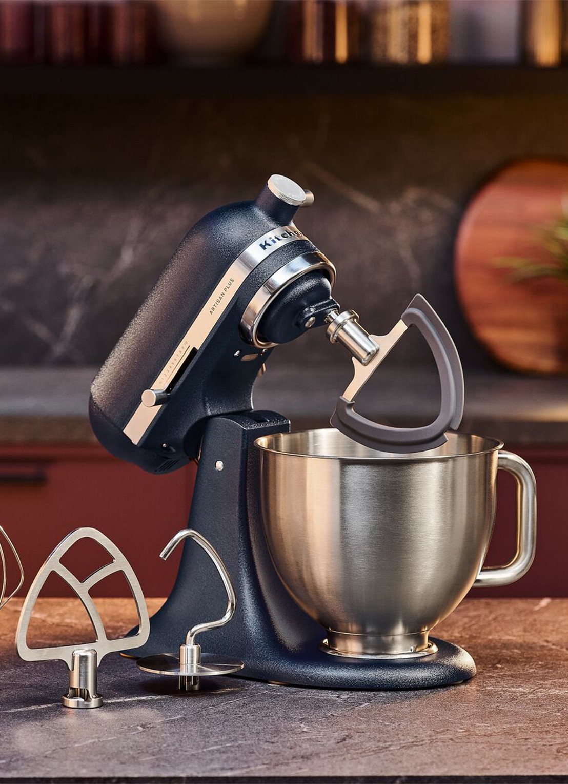 KitchenAid Artisan Plus keukenmachine met kantelbare kop 4,7 liter - detail 4 wild blueberry