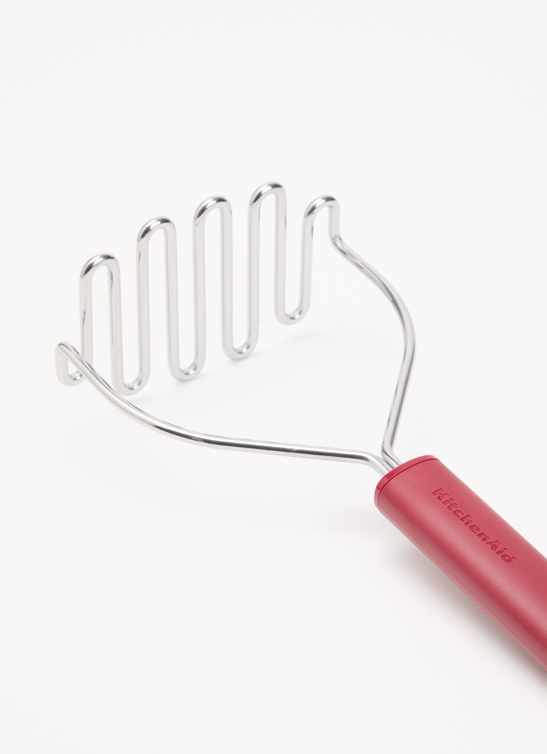 KitchenAid Classic pureestamper 26 cm  - voorkant 2 rood